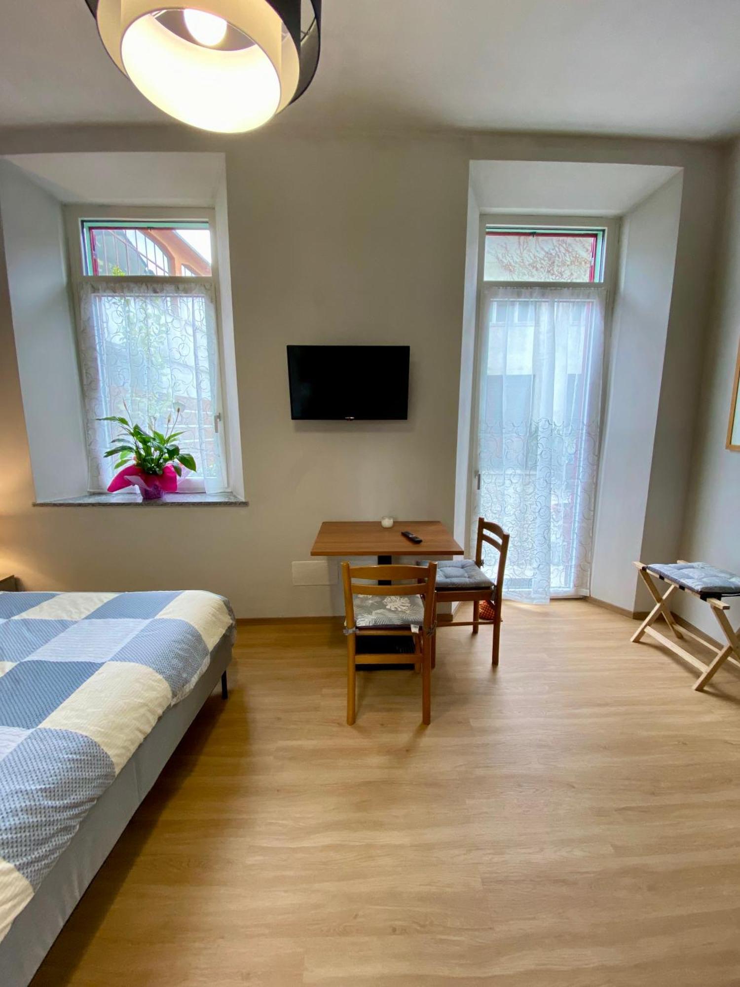 Notte Di Note - Home Hospitality Busto Arsizio Zewnętrze zdjęcie